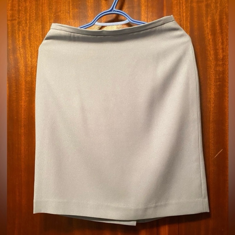 Elegant Light Blue Women's Skirt
